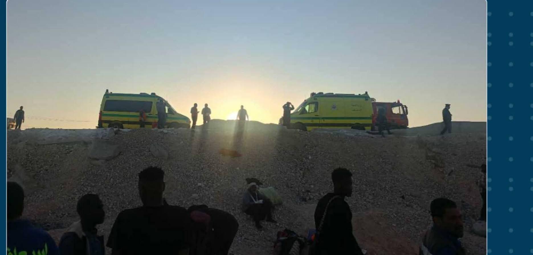 محافظ قنا: الدفع بـ 20 سيارة إسعاف لنقل مصابي حادث "صحراوي قنا - سوهاج" ونقلهم للمستشفى العام