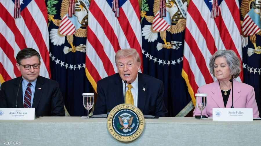 ترمب : سنضرب إيران بشدة في الأسابيع المقبلة