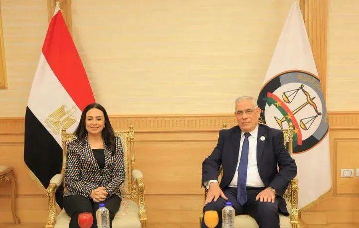 وزيرة التضامن الاجتماعي والنائب العام يشهدان توقيع بروتوكولي تعاون بين الوزارة والنيابة العامة