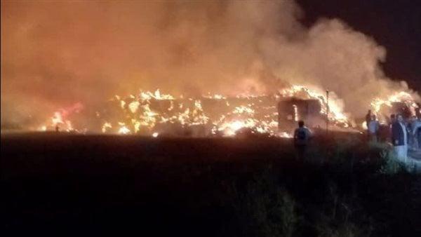 السيطرة على حريق ضخم بشونة قش أرز بقرية بشبيش فى الغربية