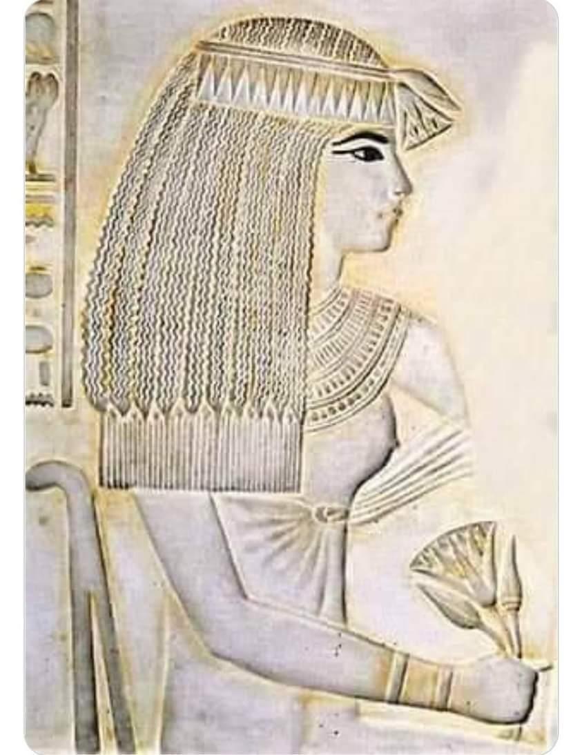 أول طبيبة فى تاريخ البشرية! الجميلة "ميريت بتاح