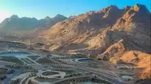 سيول سانت كاترين المياه سارت بمجراها الطبيعي ومنشآت الحماية اختزنتها