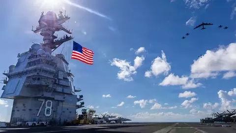 القيادة المركزية للقوات البحرية الأمريكية اندلاع حريق داخل حاملة الطائرات جيرالد فورد