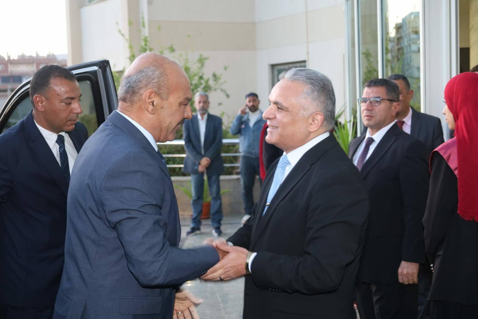 654251112_834796652968257_5197883964382954280_n