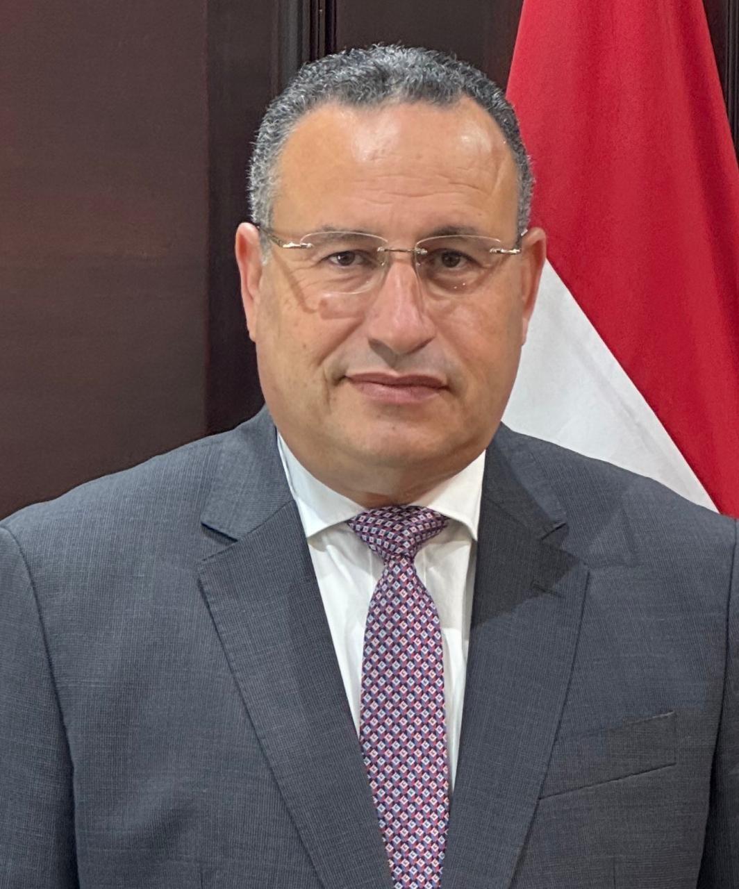 وزير التعليم العالي يوجه بتعليق الدراسة حضوريًا بالجامعات والمعاهد واستمرارها بنظام التعليم الأونلاين يومي الأربعاء والخميس