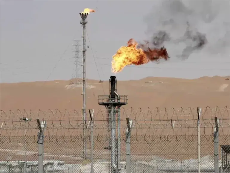 وزارة الطاقة السعودية تعلن إصلاح منشآت للطاقة ضربت خلال الحرب