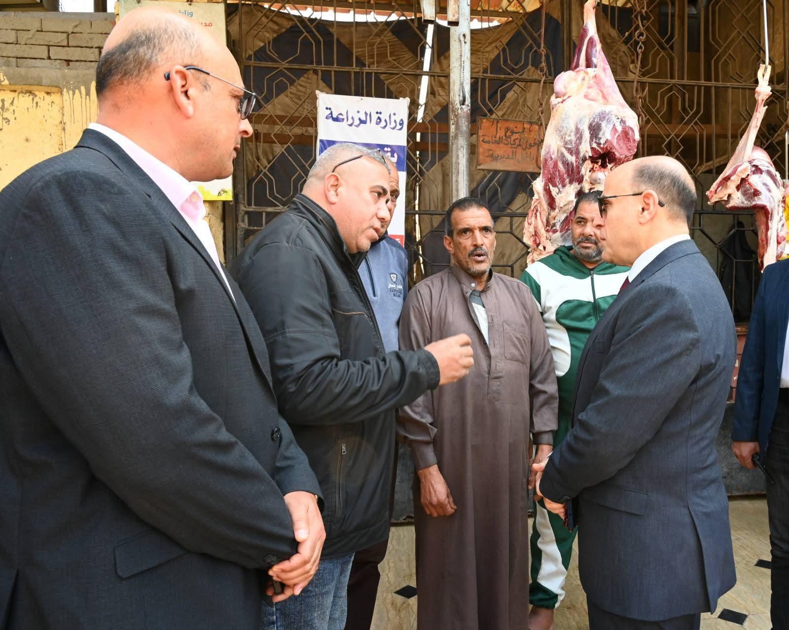 محافظ الغربية في جولة صباحية لمتابعة أعمال النظافة ورفع الإشغالات بحي ثان طنطا استعدادًا لعيد القيامة المجيد