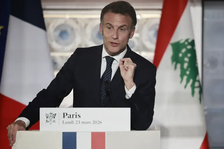 الرئيس الفرنسي : باريس ولندن ستنظمان محادثات لإعادة حركة الملاحة عبر مضيق هرمز