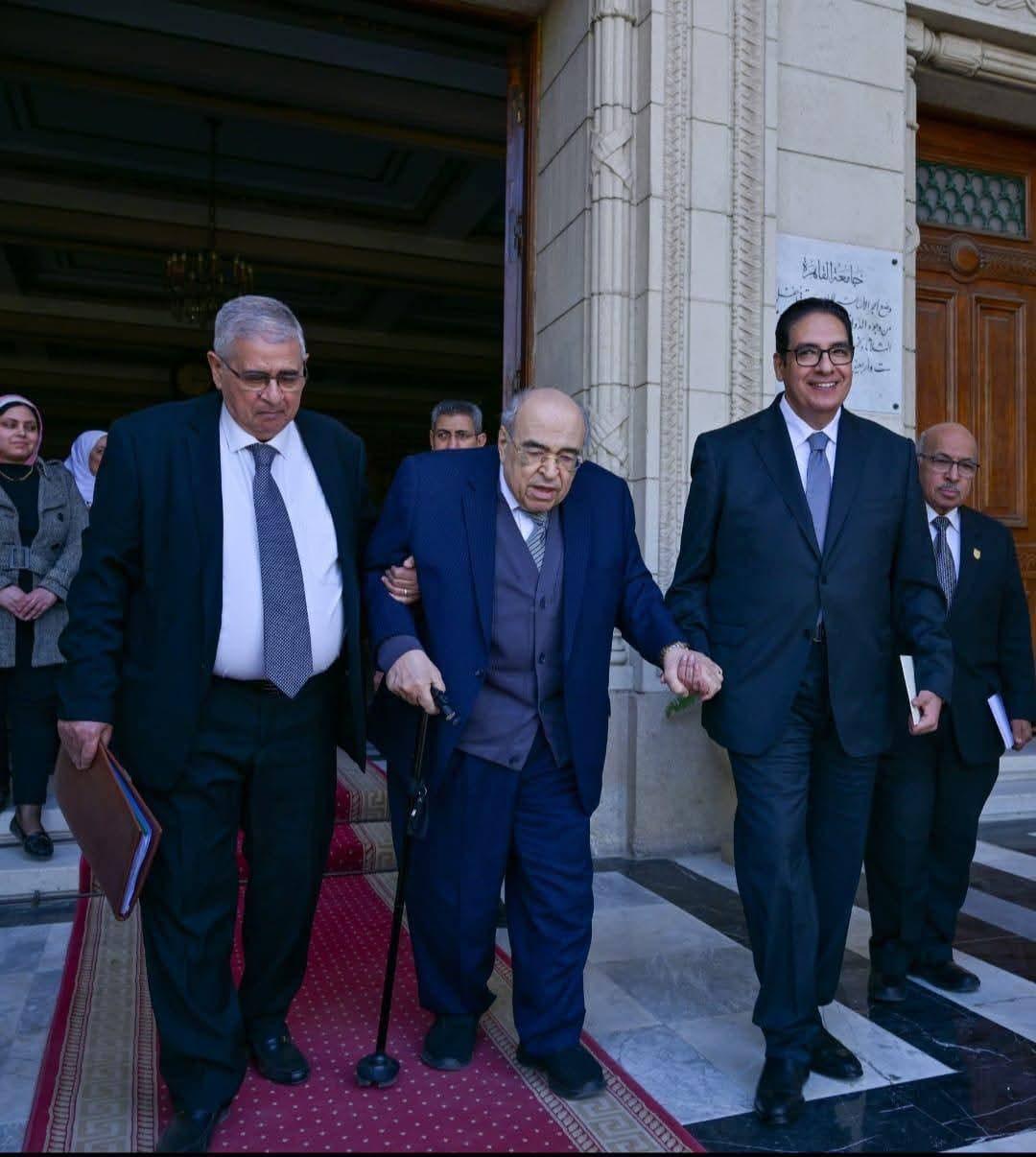 d80e0979-3508-4f57-a4b4-f6df79a3f3c4