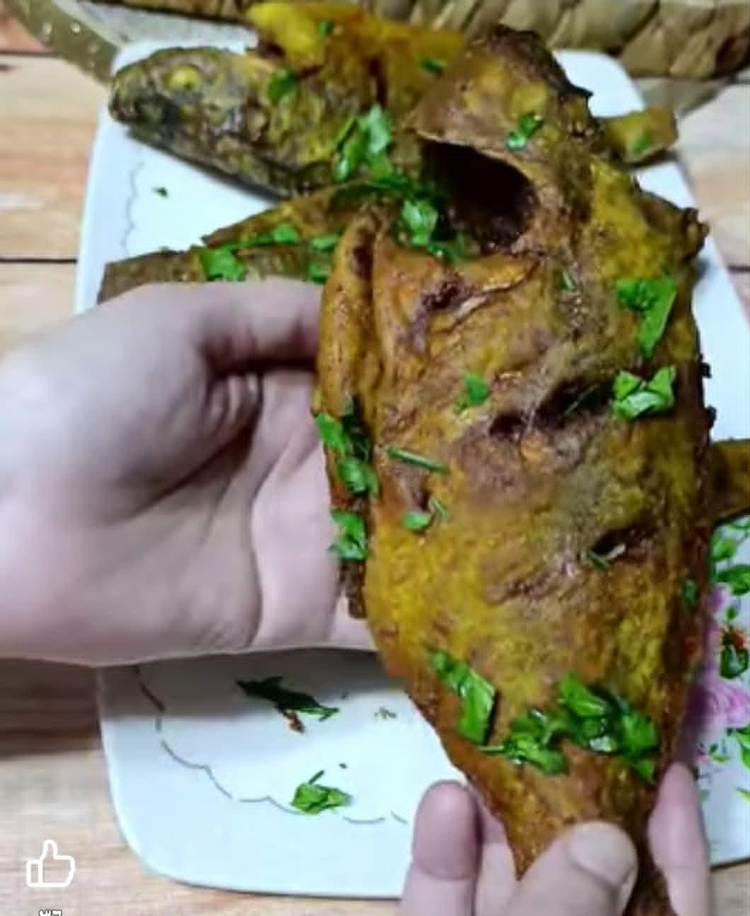 السمك المقلي بالتلحيسه