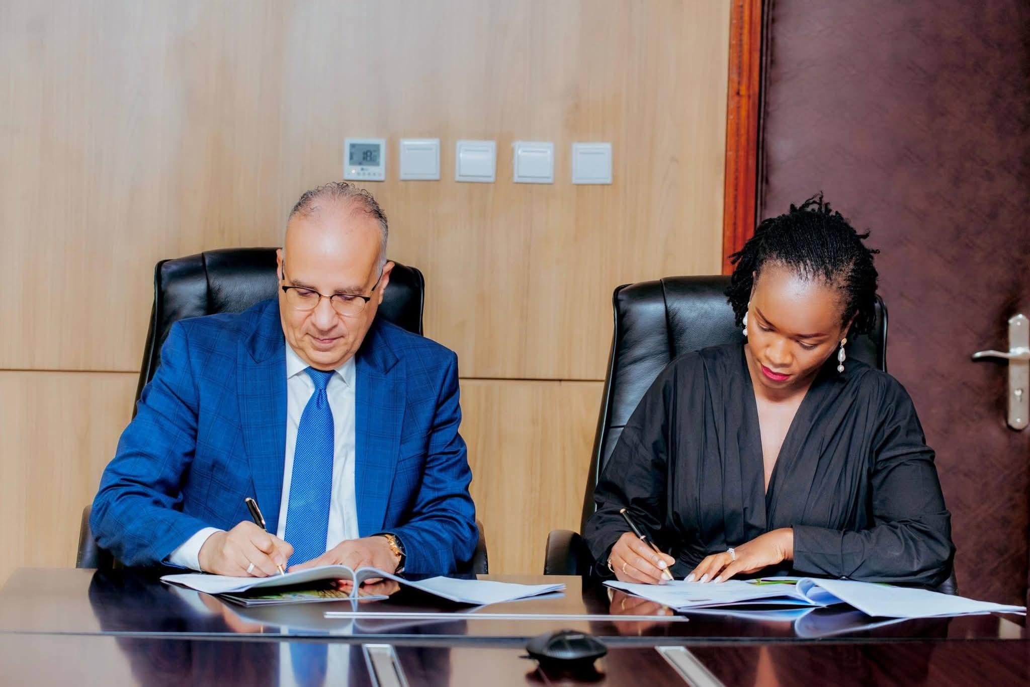 وزير الموارد المائية والرى، و وزيرة البيئة الرواندية، يشهدان ختام اجتماعات اللجنة التوجيهية المشتركة لـ “مشروع إدارة الموارد المائية والري”