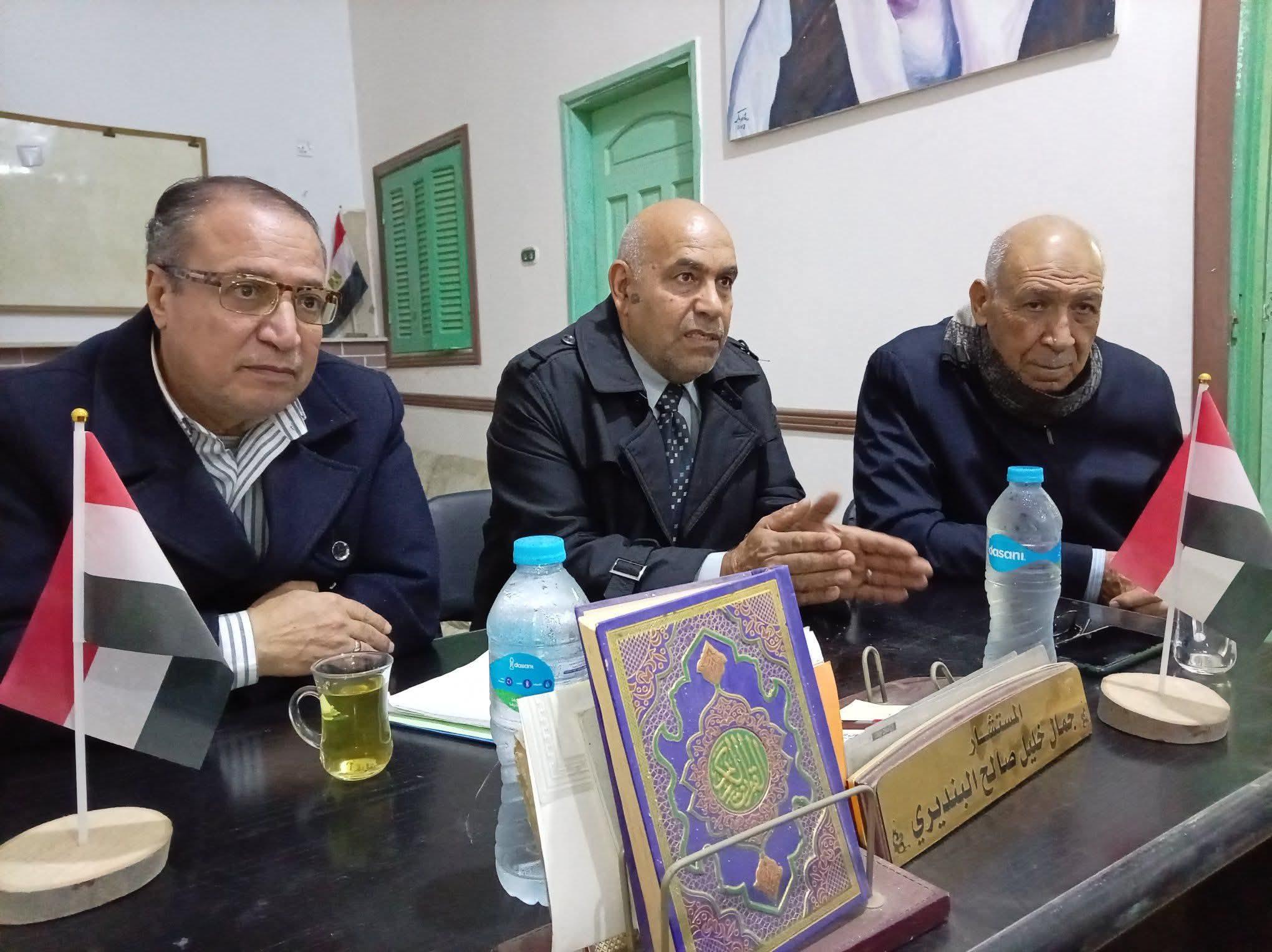 الحمله الوطنيه لدعم الرئيس تناقش خطه العمل المستقبليه وتؤكد دعمها لجهود المحافظ لزراعه مليون شجره زيتون بشمال سيناء