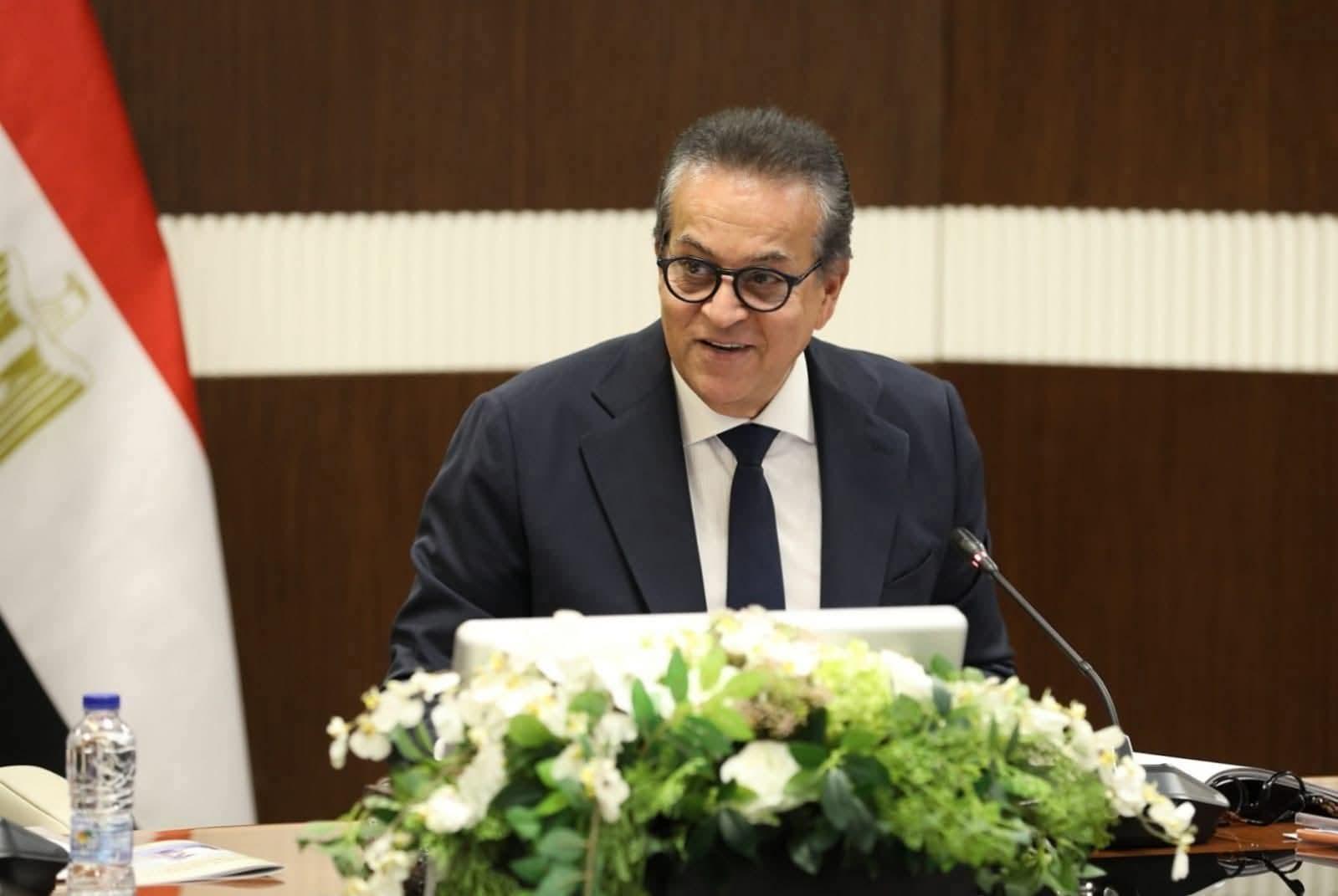 "وكيل صحة سيناء "يهنئ الدكتور خالد عبد الغفار بتجديد الثقة نائباً لرئيس الوزراء ووزيراً للصحة.