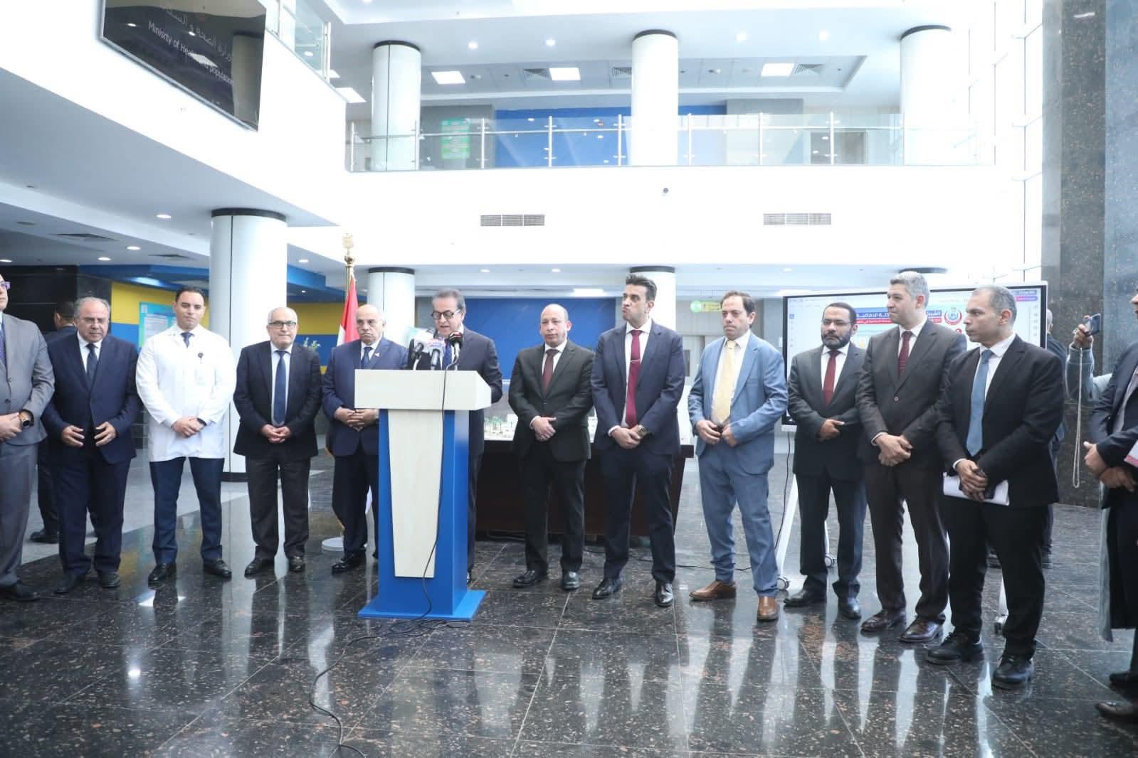 وزير الصحة يفتتح وحدة السكتة الدماغية الشاملة بمستشفى العاصمة الجديدة