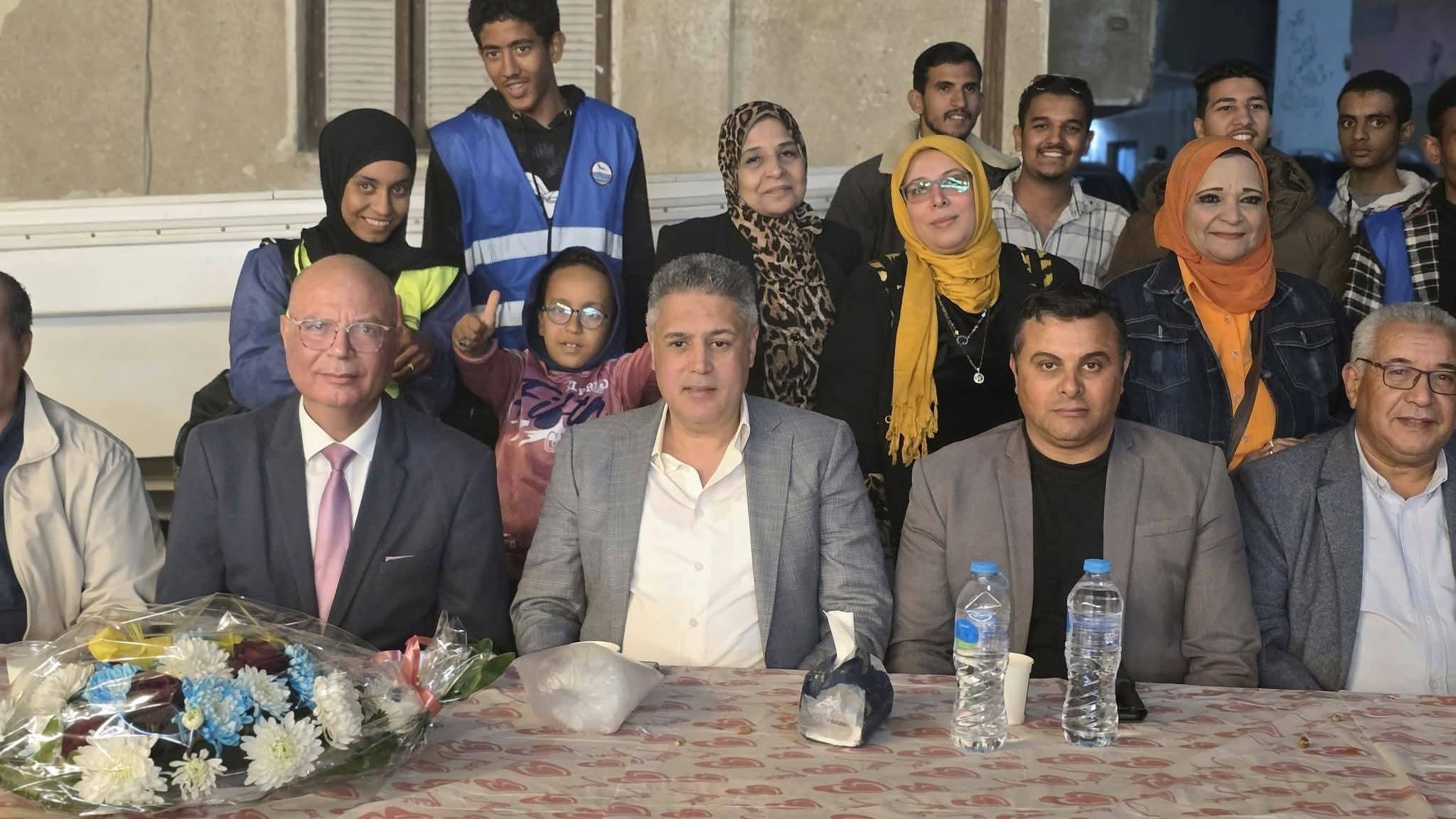 اللواء أحمد جبر يشارك حفل إفطار جمعية لم الشمل الخيريةالجماعي نائبًا عن المحافظ