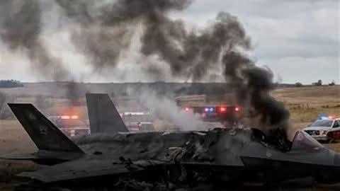 الحرس الثوري يعلن إسقاط طائرة أمريكية وقتلى وجرحى في قصف تجمع مهندسي المقاتلات الأمريكية