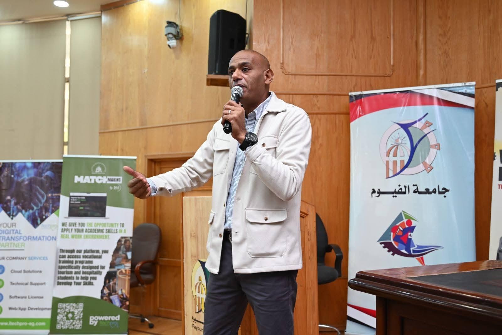 جامعة الفيوم: ندوة تثقيفية "قيادة آمنة نحو مستقبل أفضل"