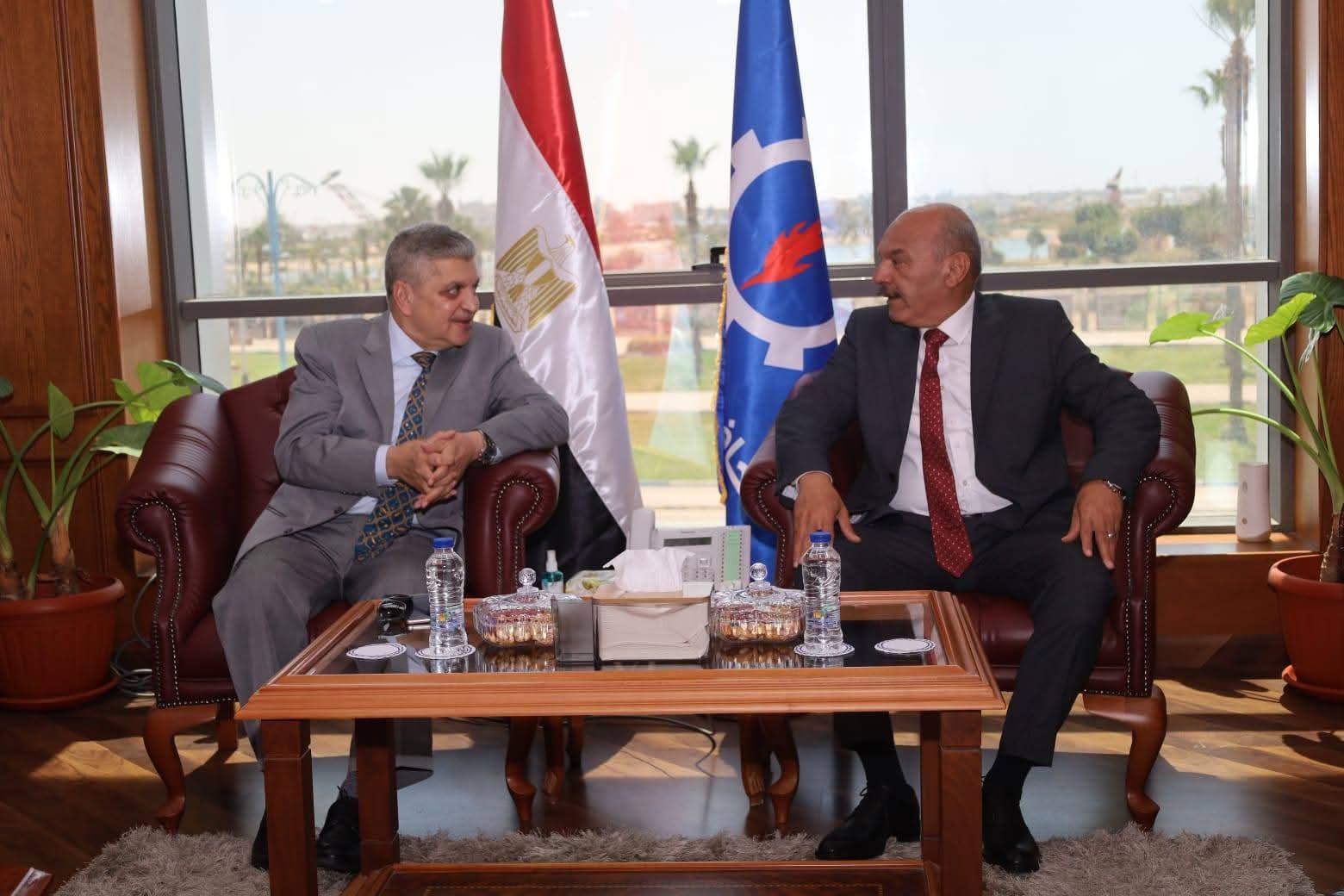 محافظ السويس يستقبل رئيس هيئة قناة السويس
