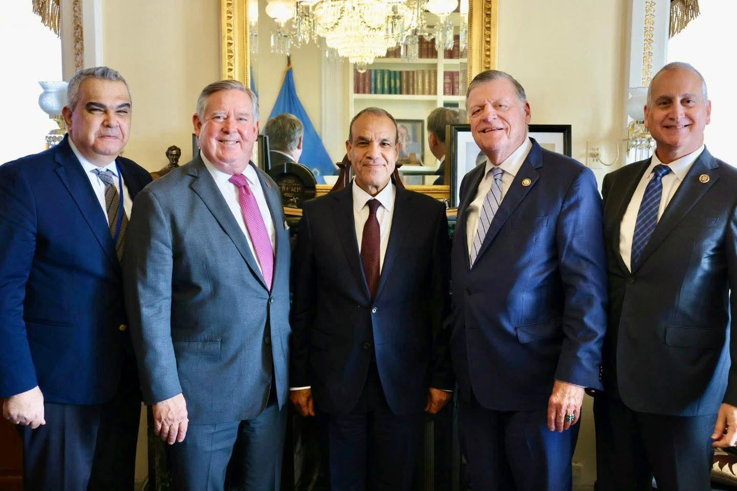 وزير الخارجية يواصل لقاءاته مع رؤساء اللجان بمجلس النواب الأمريكي