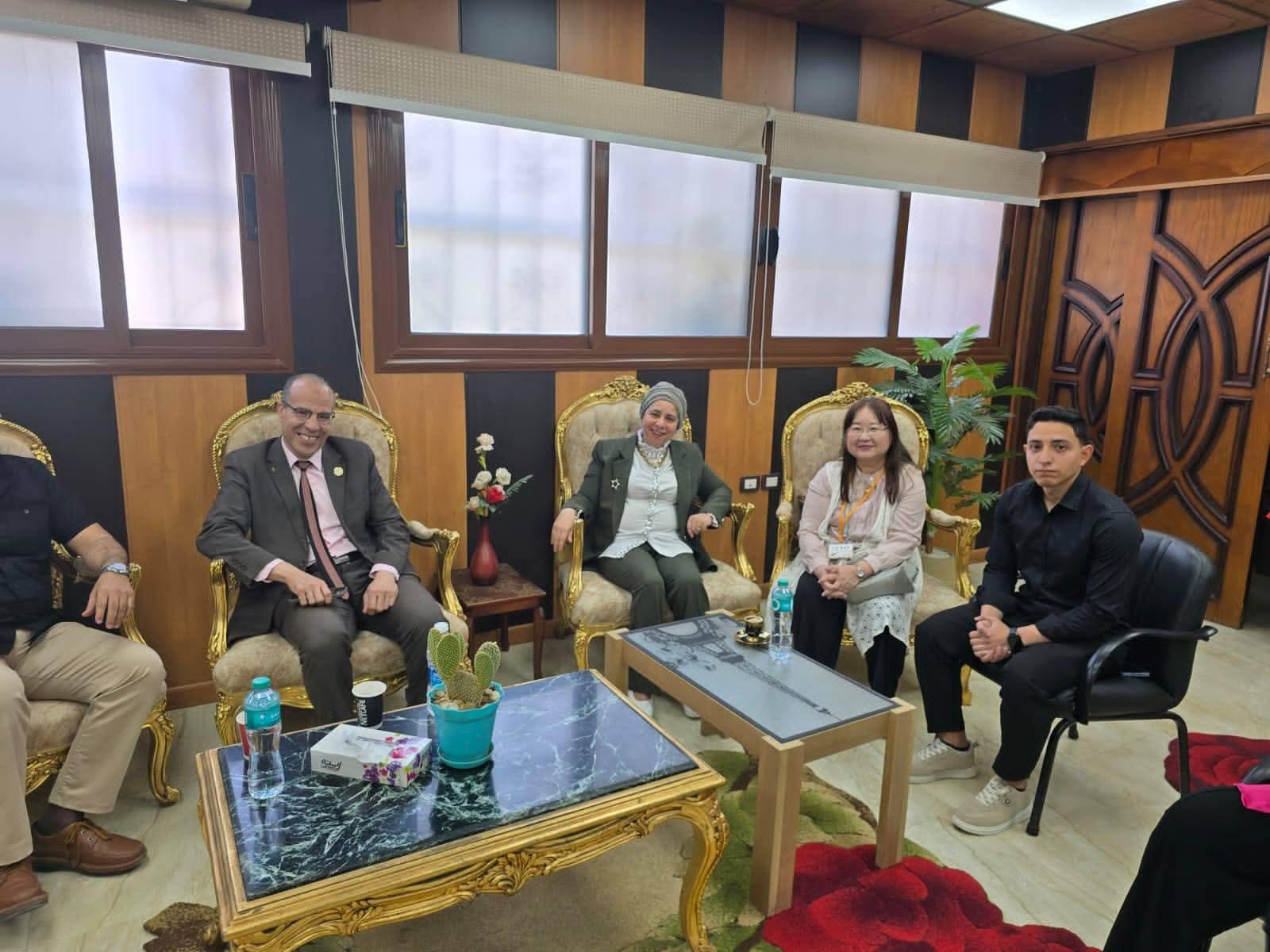 جامعة المنصورة : كلية التربية للطفولة المبكرة تُنظِّم ندوة تربوية مشتركة مع المدارس المصرية اليابانية لتعزيز تبادل الخبرات