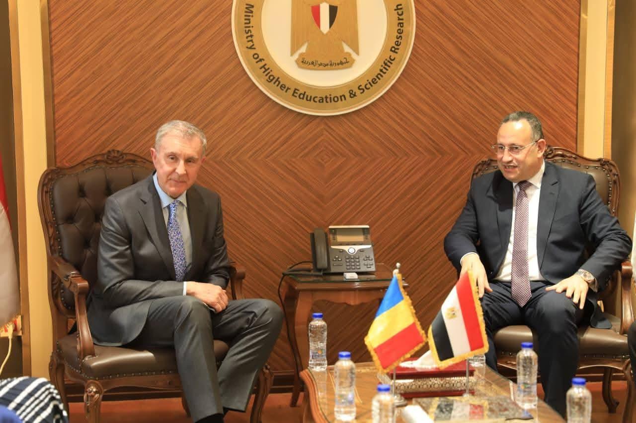 وزير التعليم العالي يبحث سبل تعزيز التعاون مع أمير رومانيا