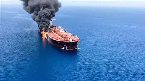 أعلن مركز عمليات التجارة البحرية البريطانية UKMTO عن تعرض سفينة تجارية لهجوم أثناء عبورها مضيق هرمز