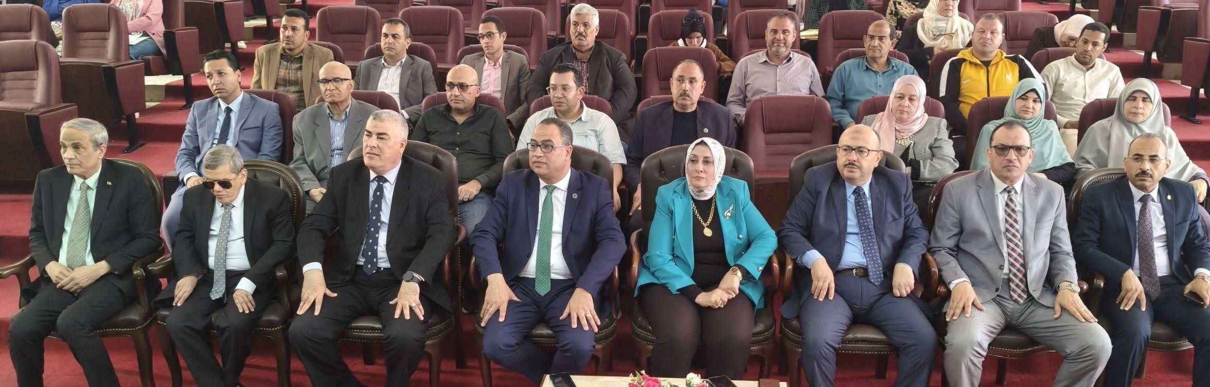 "نحو جامعة المستقبل".. جامعة العريش تنفذ ندوة موسعة لتجديد برامجها الدراسية وفق رؤية ٢٠٣٠