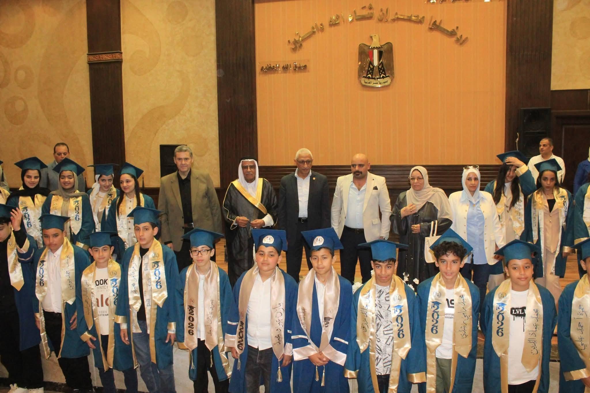 محافظ شمال سيناء ووكيل وزارة التربية والتعليم يشهدان احتفالية تخرج طلاب مدرسة “رمسيس” الخاصة