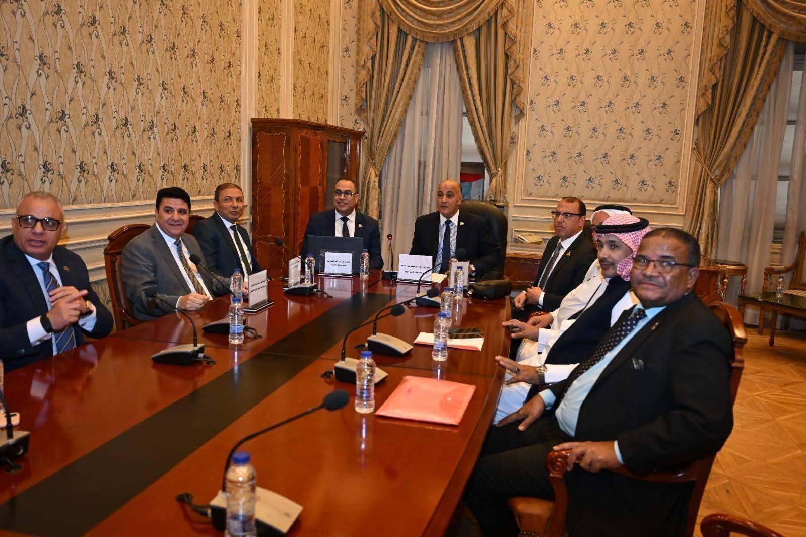 "العقول المصرية ثروة وطن".. رئيس جامعة العريش يناقش بـ "الشيوخ" تأثير هجرة الكفاءات على الأمن القومي