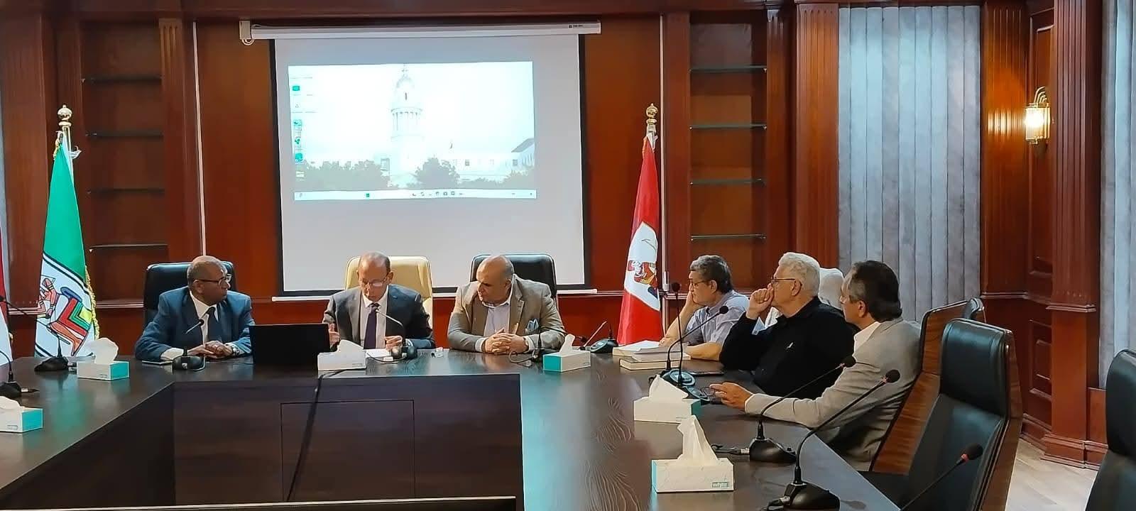 تقديرًا لدورهم المشرف.. رئيس جامعة بورسعيد يشكر نواب بورسعيد على تعاونهم ودعمهم للجامعة داخل لجنة التعليم والموازنة خلال مناقشة مشروع موازنة التعليم للجامعة