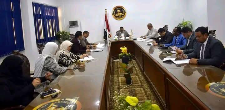 رئيس جامعة العريش يترأس مجلس الدراسات العليا والبحوث لمتابعة امتحانات الفصل الدراسي الثاني ودعم المنظومة البحثية.