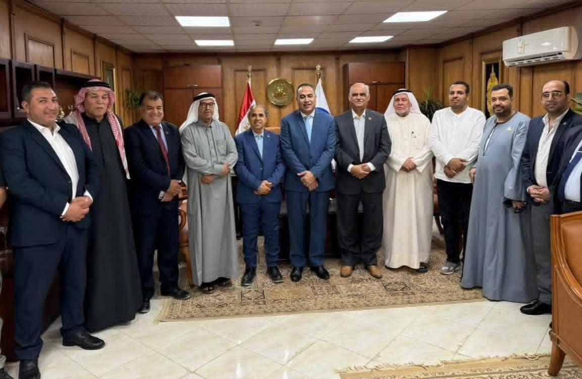 رئيس جامعة العريش يستقبل قيادات حزب الجبهة الوطنية بشمال سيناء ويؤكد: الجامعة بيت الخبرة الداعم للتنمية وخدمة المجتمع