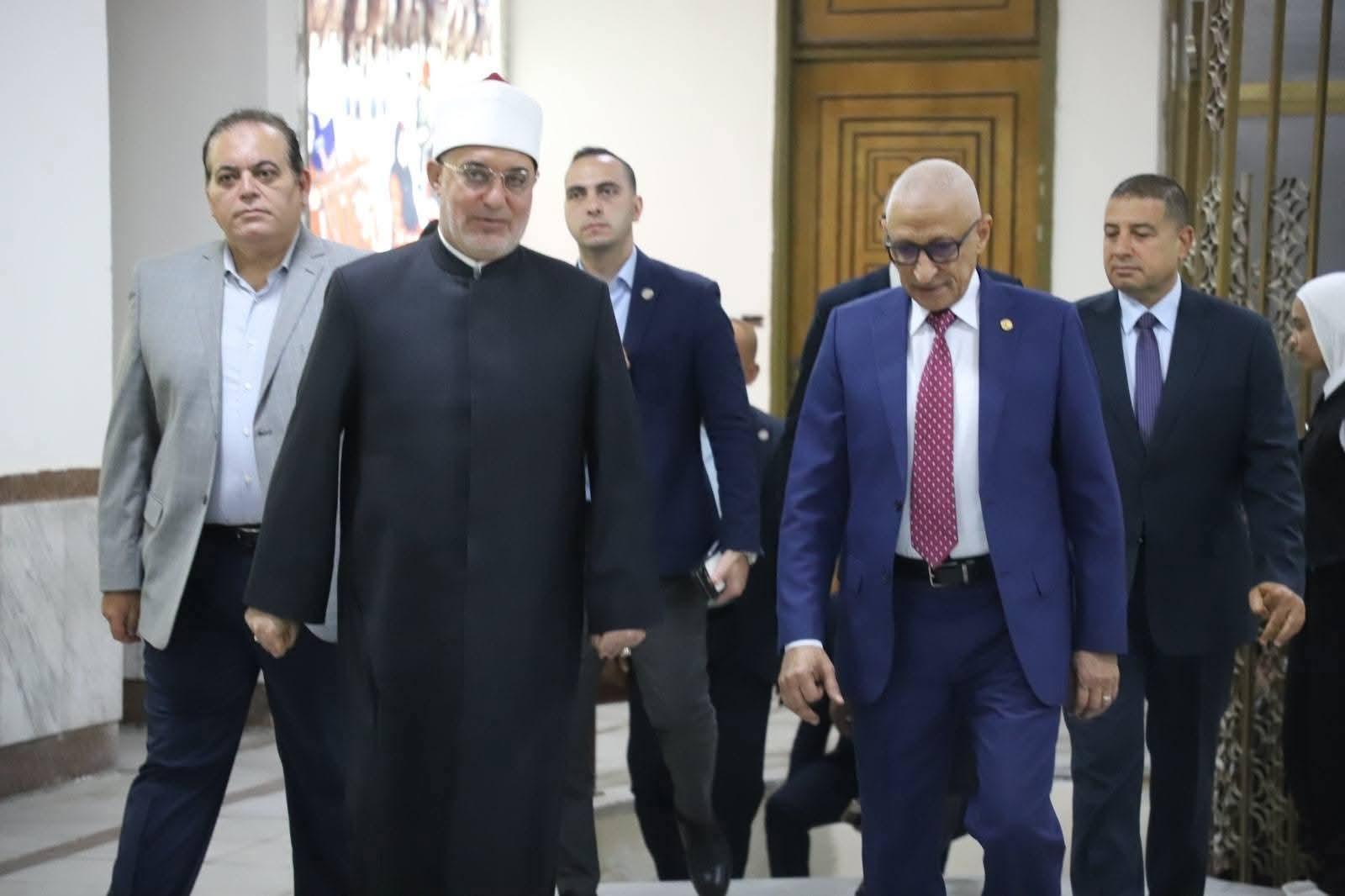 محافظ شمال سيناء يستقبل مفتي الجمهورية