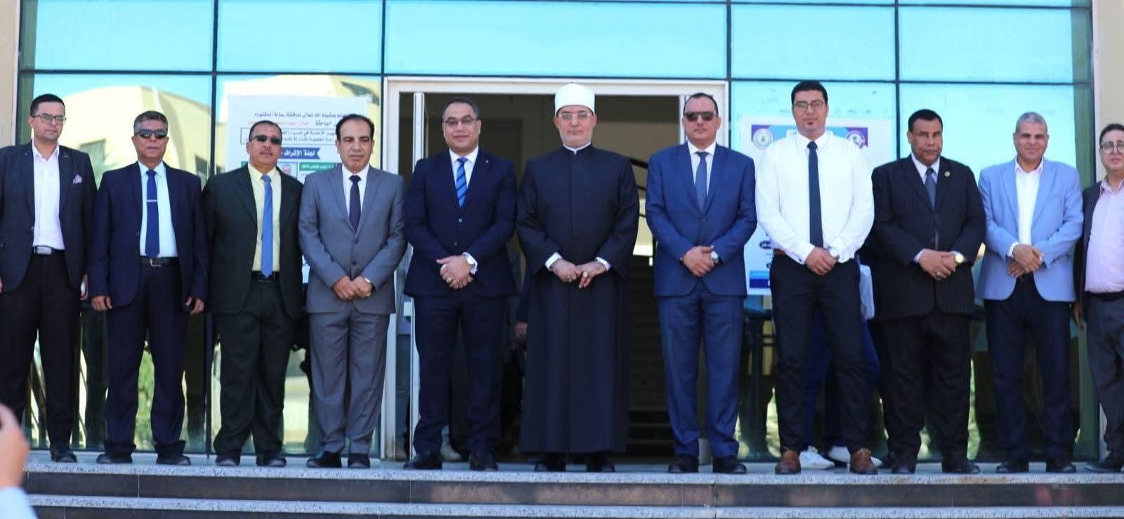 “رئيس جامعة العريش يستقبل مفتي الجمهورية في ندوة لتعزيز الوعي وترسيخ الفكر الوسطي”