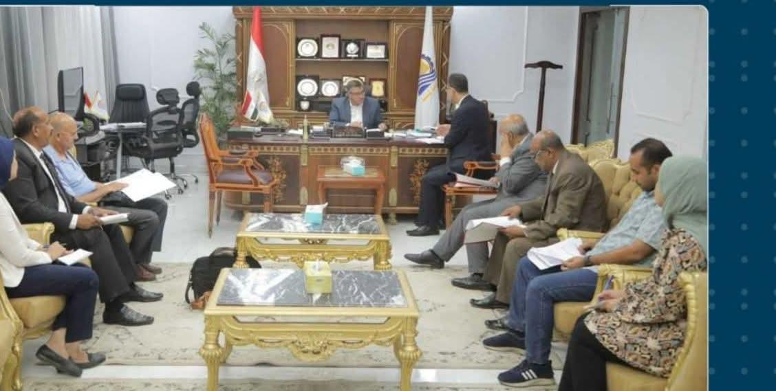 محافظ قنا يترأس مجلس إدارة المنطقة الحرة ويوافق من حيث المبدأ على مشروع صناعي جديد باستثمارات 40 مليون دولار