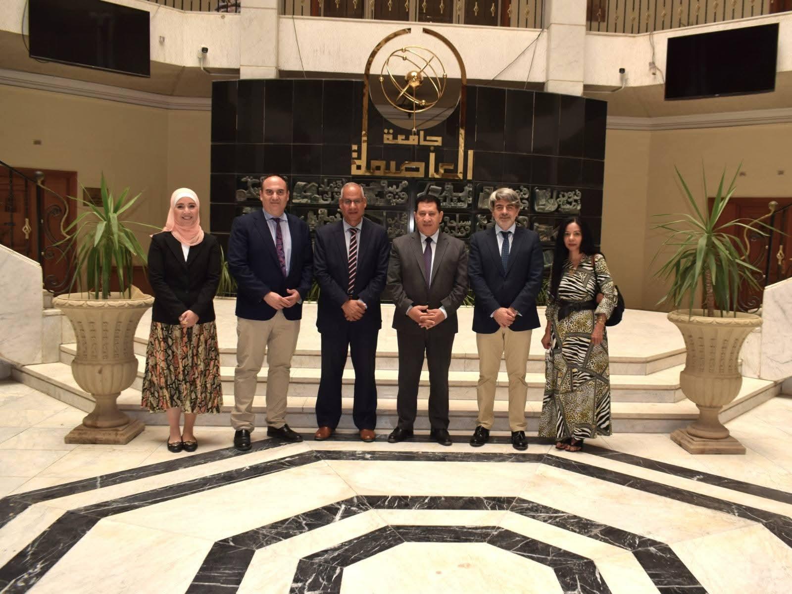 جامعة العاصمة تعزز مسيرة التدويل الأكاديمي بشراكة استراتيجية مع جامعة قرطبة الإسبانية
