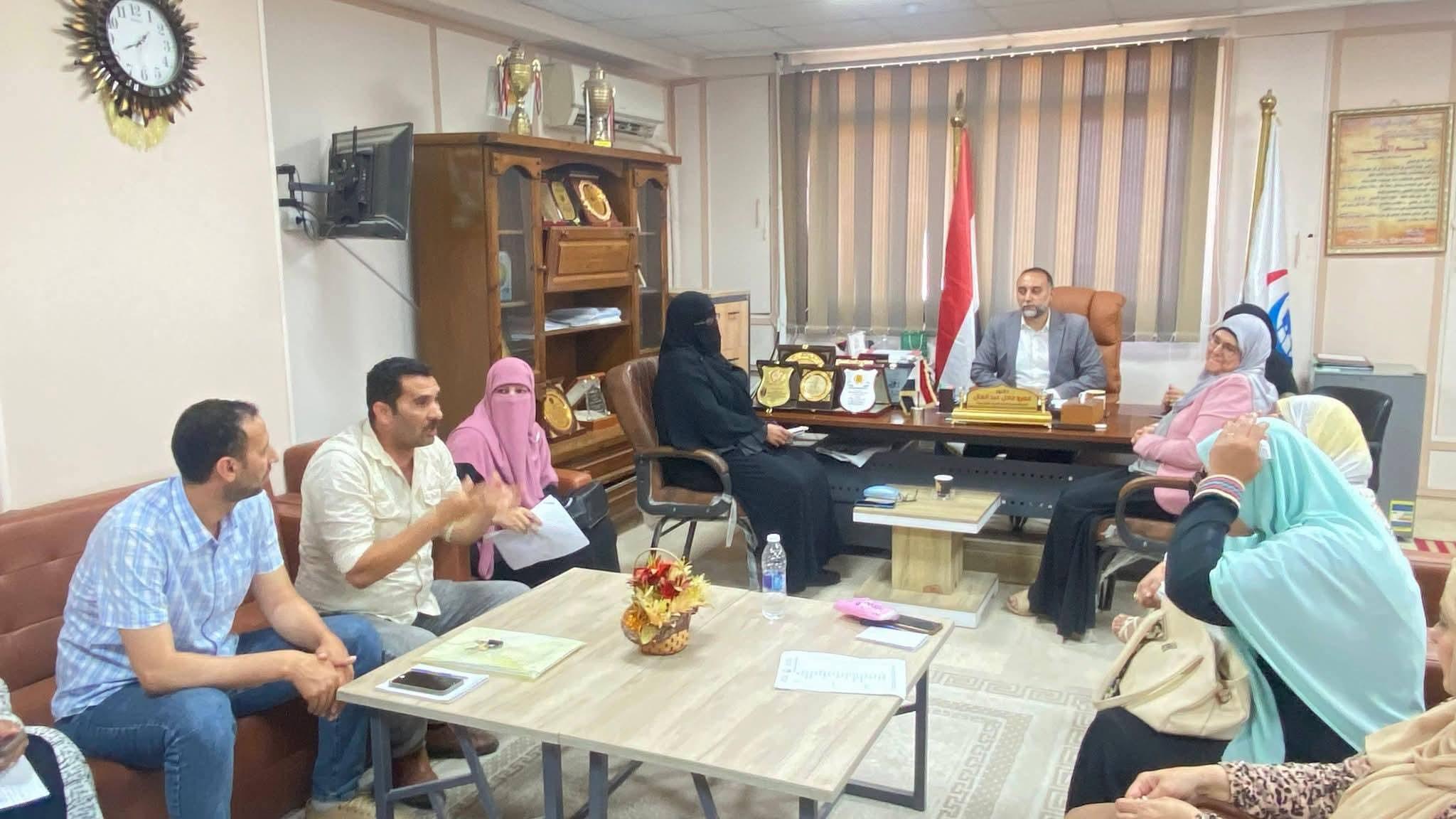 وكيل "صحة شمال سيناء" يترأس اجتماع إدارة مكافحة العدوى ويوجه بضوابط صارمة لسد العجز وتطوير المنظومة