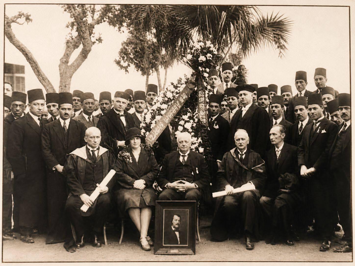 قصر العيني: قصة 200 عام قوة مصر الناعمة ومحرك النهضة الطبية في العالم