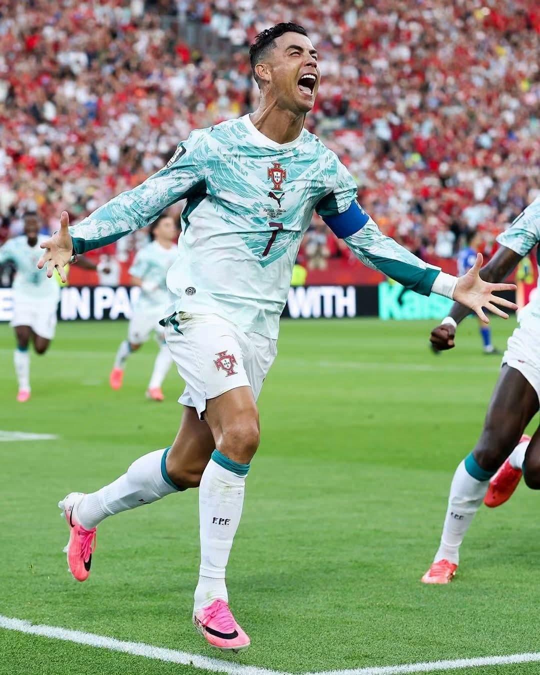 البرتغال تتأهل إلي دور الـ 16 في كأس العالم بعد الفوز المثير علي كرواتيا 2-1