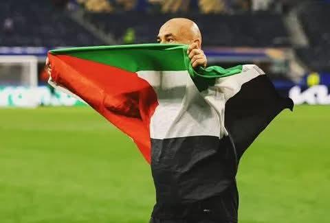 وسائل الإعلام العبرية تهاجم و تحدٍ واضح ومعاداة للسامية هكذا احتفال حسام حسن بالتأهل