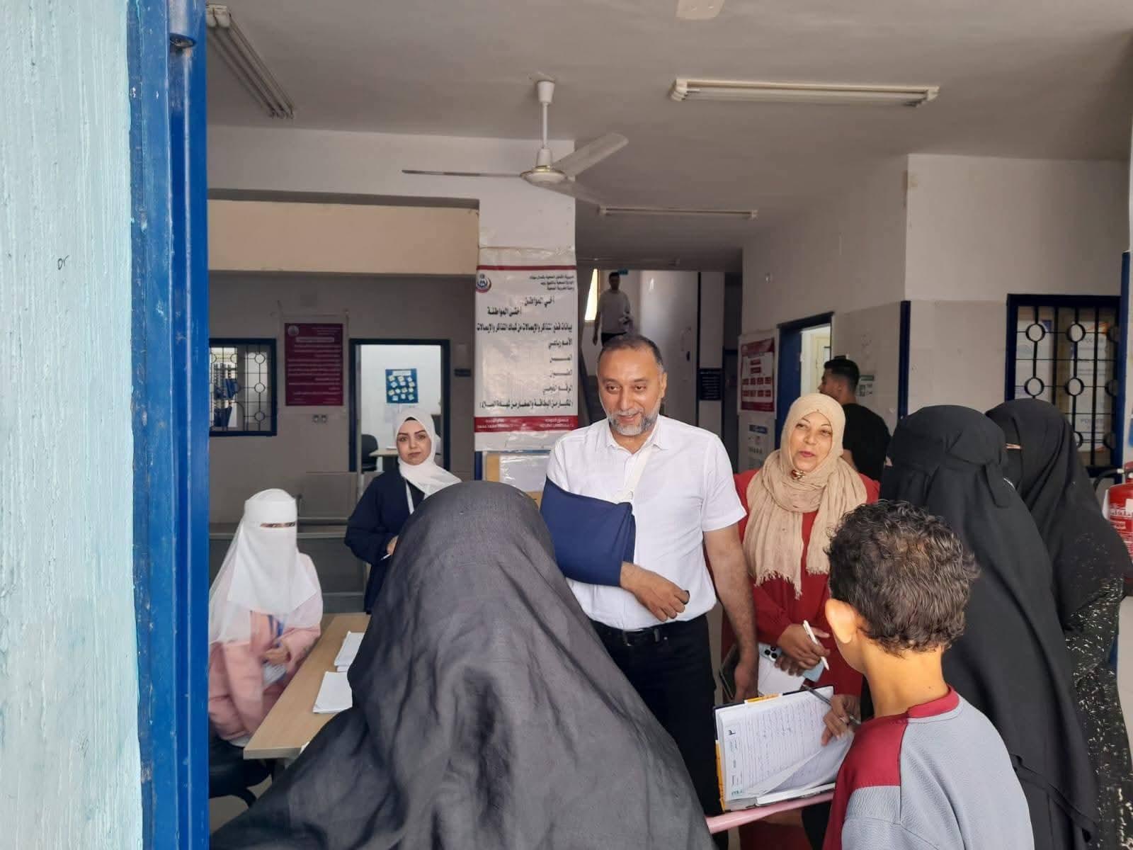 وكيل وزارة الصحة بشمال سيناء" يتفقد وحدة طب الأسرة بالخروبة لمتابعة انتظام الخدمات المقدمة للمواطنين.