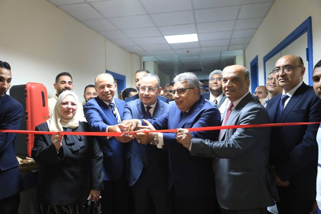 وزير التعليم العالي ومحافظ الدقهلية ورئيس جامعة المنصورة يفتتحون ويتفقدون مشروعات تعليمية وطبية وإدارية جديدة بتكلفة تتجاوز مليار جنيه
