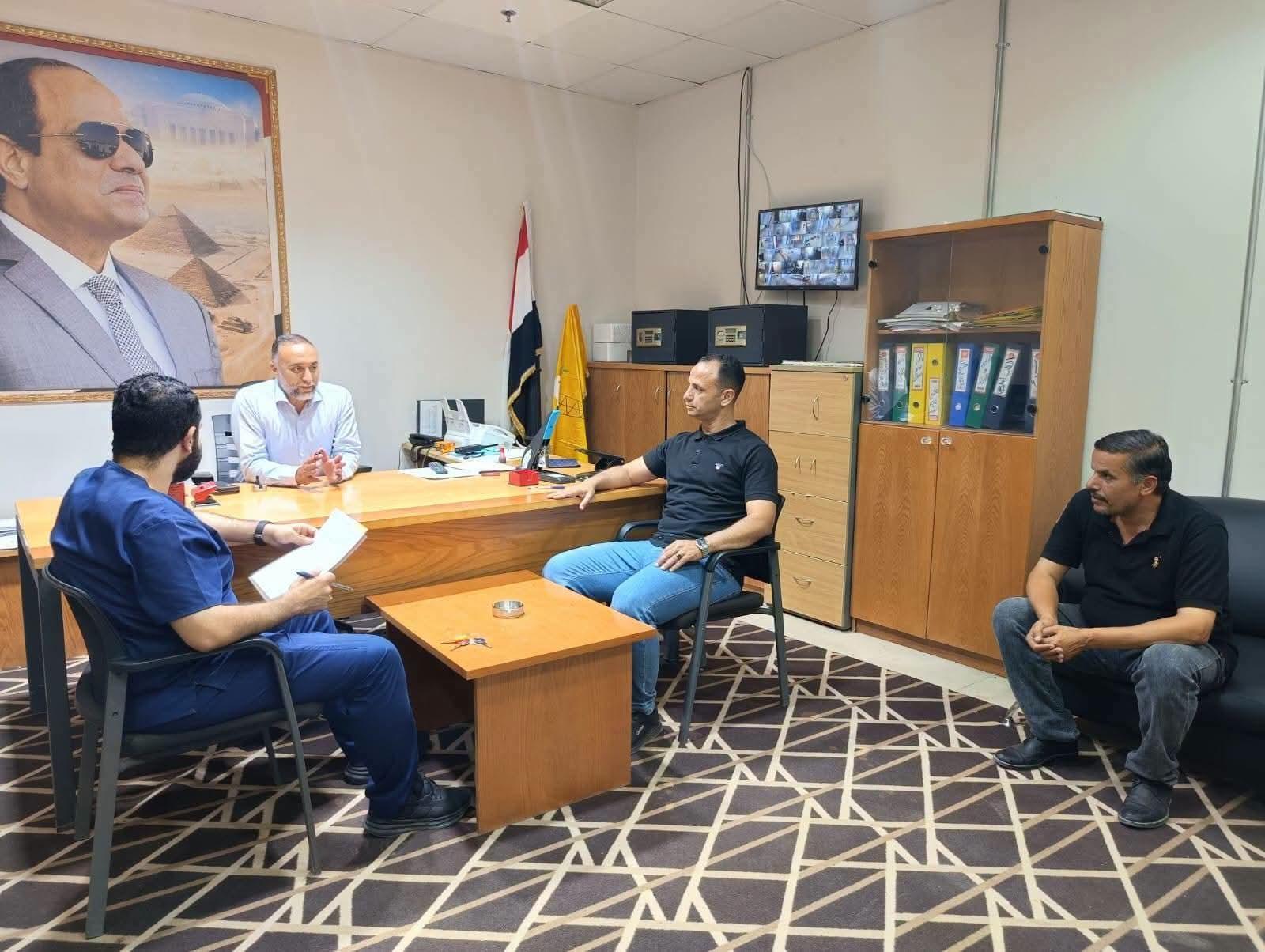وكيل صحة شمال سيناء يختتم جولاته الميدانية الموسعة اليوم داخل مستشفى نخل المركزي لمتابعة انتظام الخدمات بالفترة المسائية