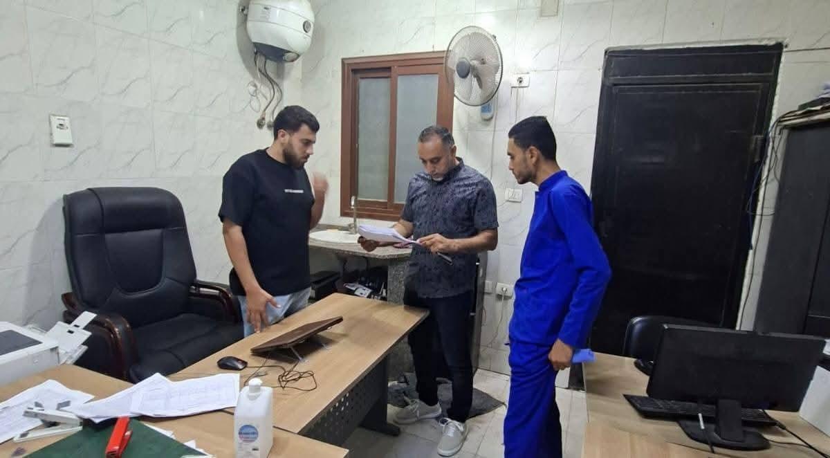 لضمان استمرارية الانضباط وتحقيق رضا المواطنين بالفترة المسائية " وكيل صحة سيناء" يواصل جولاته الميدانية المكثفة اليوم بتفقد مركز الرعاية الصحية بوسط مدينة العريش
