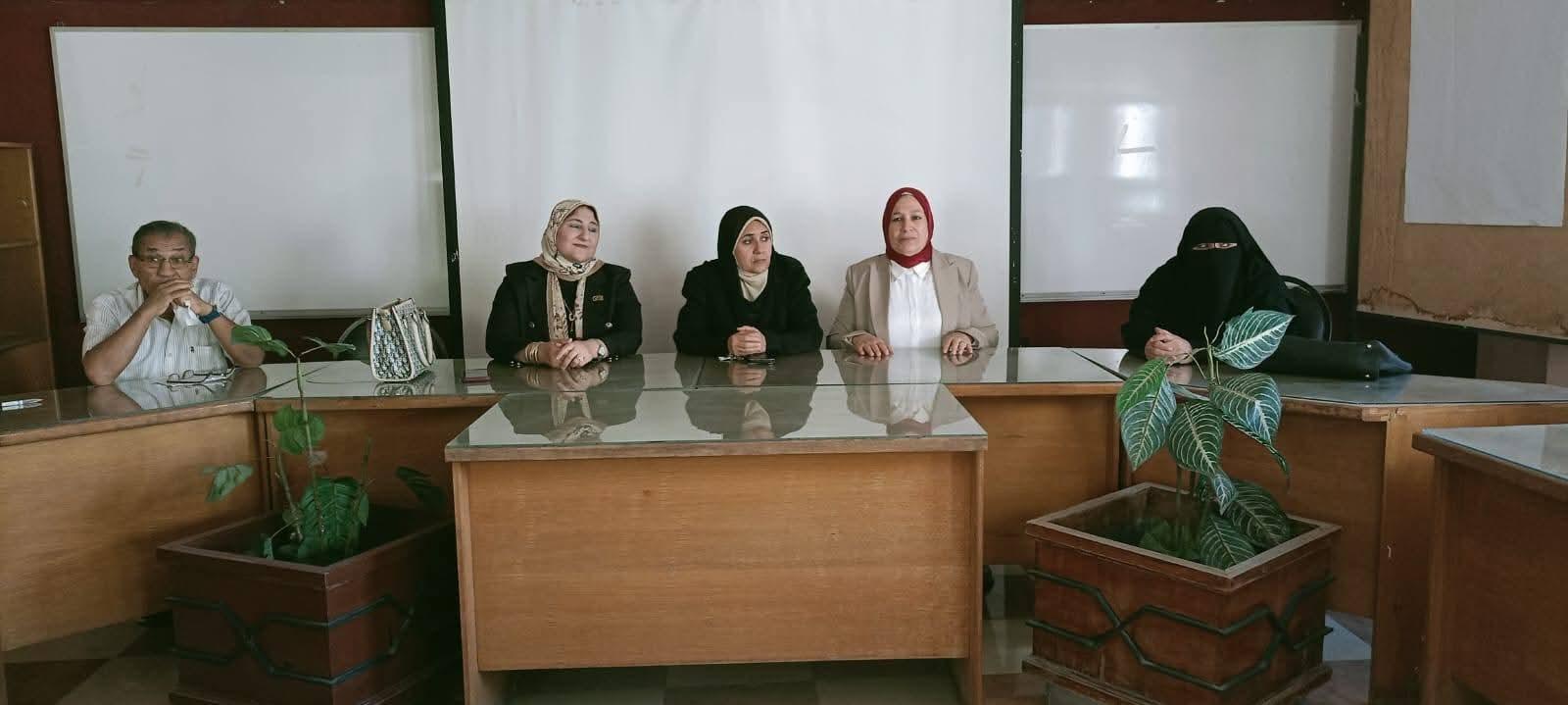 إعلام الفيوم يناقش «صناعة الوعي السكاني رقمياً» ودور منصات التواصل في دعم قضايا الأسرة.