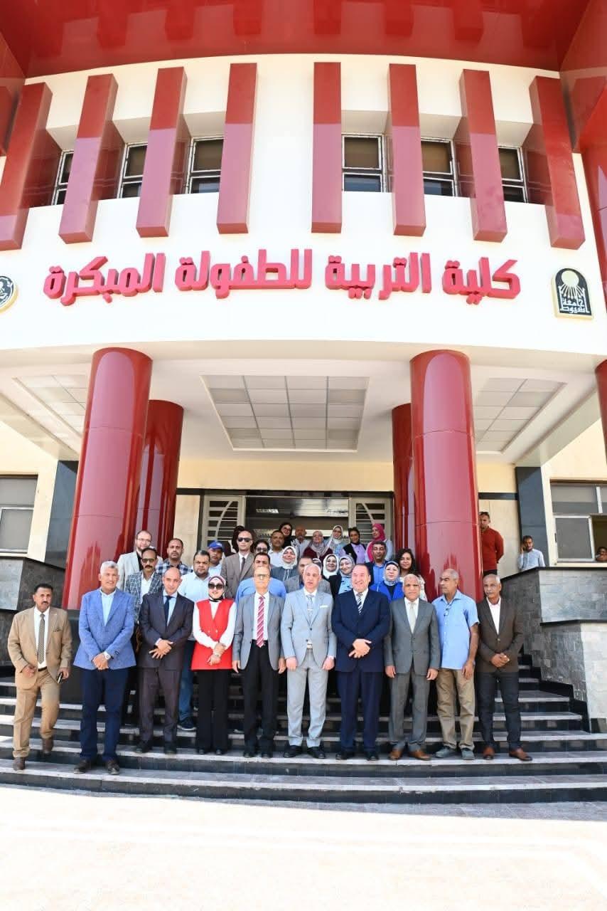 الدكتور المنشاوي يفتتح المرحلة الأولى من مقر كلية التربية للطفولة المبكرة بحرم جامعة أسيوط بمدينة أسيوط الجديدة