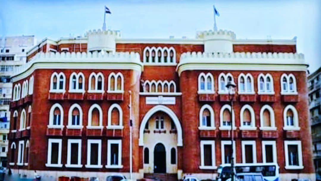 جامعة الاسكندرية تعقب على ما تداولته بعض المواقع الإلكترونية ومنصات التواصل الاجتماعي بشأن أحد عمداء كليات جامعة الإسكندرية