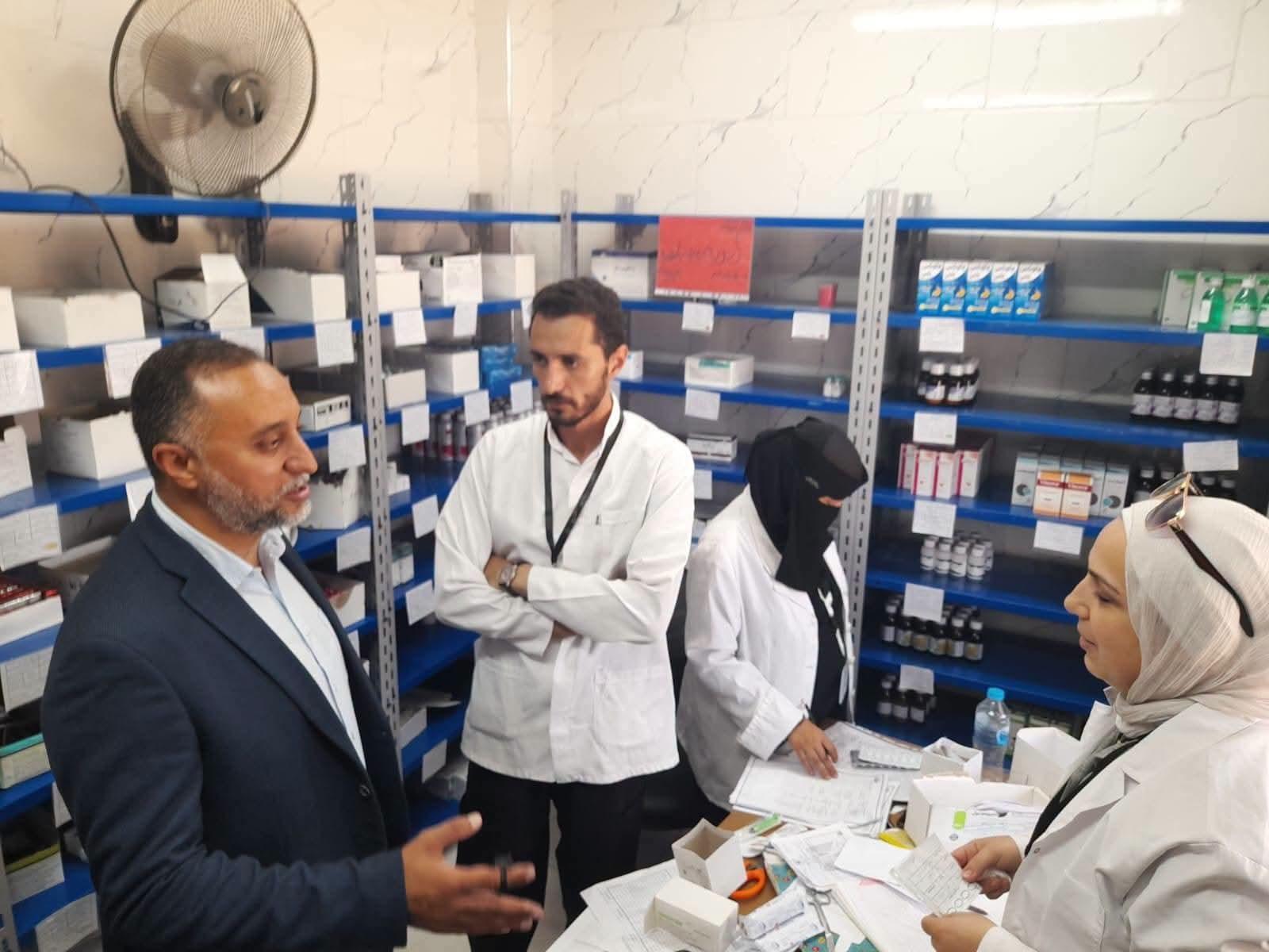استمرار لجهود الاعتماد .. وكيل وزارة الصحة بشمال سيناء يتفقد مركز طب الأسرة بالطويل