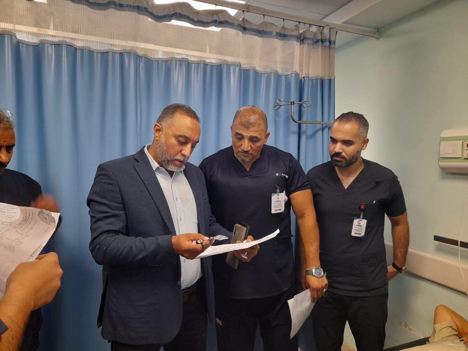 الدكتور عمرو عادل يتفقد مستشفى العريش العام في جولة صباحية مفاجئة.. لتعــزيز جاهـزية الطوارئ ورفع كفاءة الخدمات