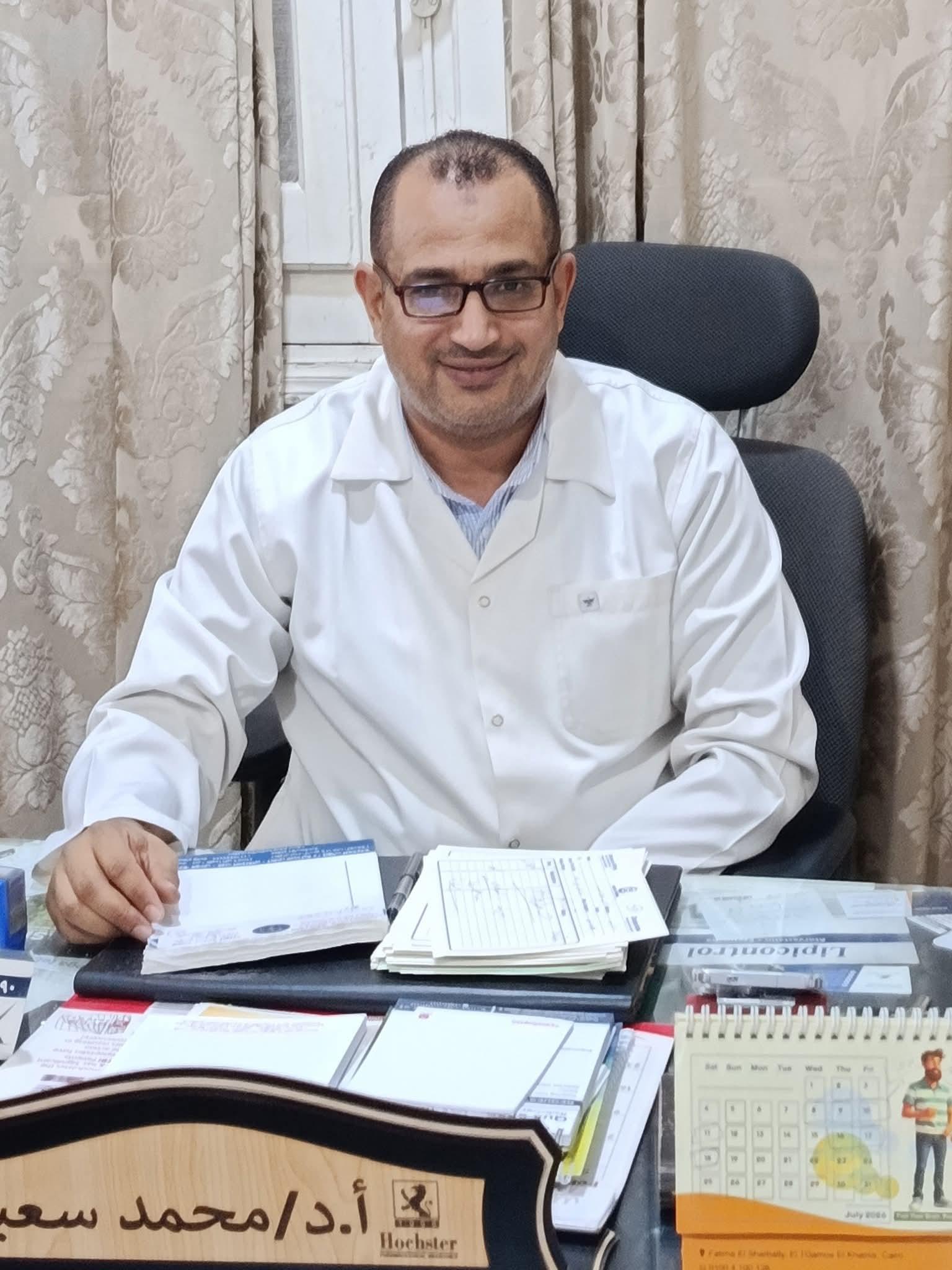 طبيب برتبه انسان ابن مركز. ومدينه قوص بمحافظه قنا